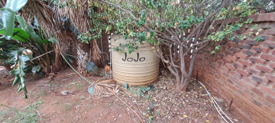 3 Bedroom Property for Sale in Rhodesdene Northern Cape